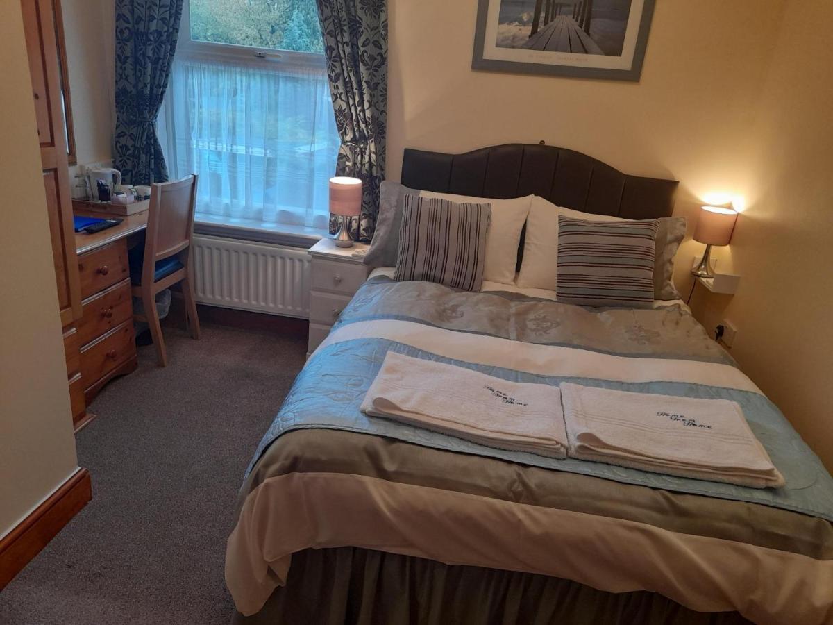 Home From Home Guesthouse Лейстън Екстериор снимка